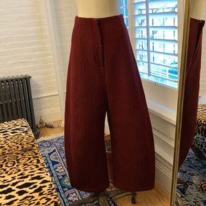 Caron Callahan sz S structured quilted capris